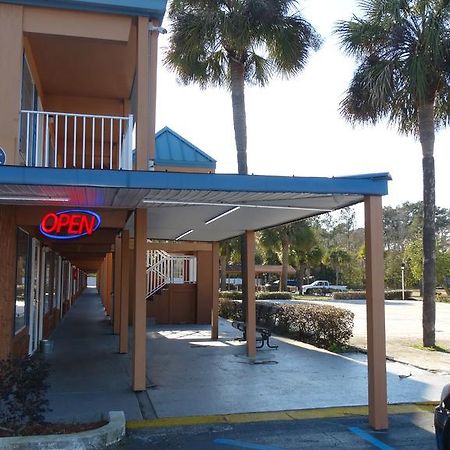 Econo Lodge Brunswick I-95 Екстериор снимка